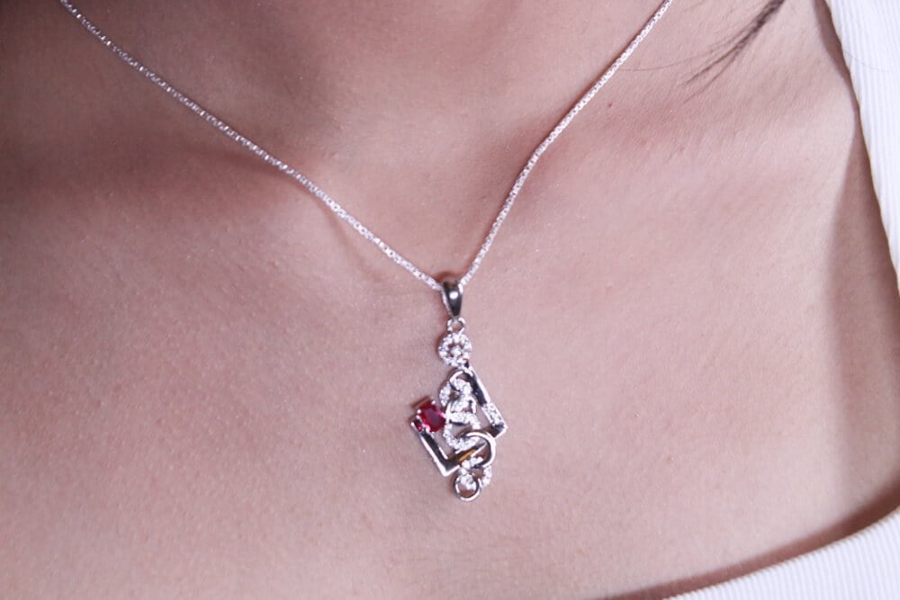 Silver Bourse Pendant set